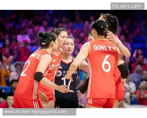2014年中国女排精彩对决多米尼加队展现巾帼风采与拼搏精神